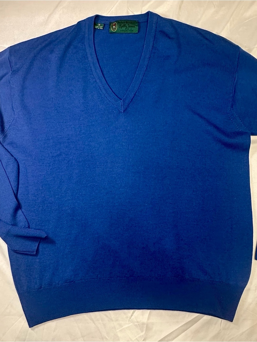 Bobby Jones Deep Blue V-Neck Sweater 100 Percent Wool Made in Italy